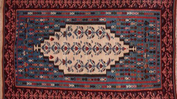 Килим Бафи Харсин (провинция Керманшах)